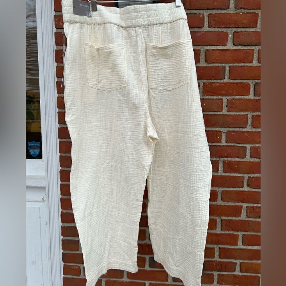 Soft Surroundings Ivory Beach Bound Pull On Gauze Crop Pants - Picture 5 of 7